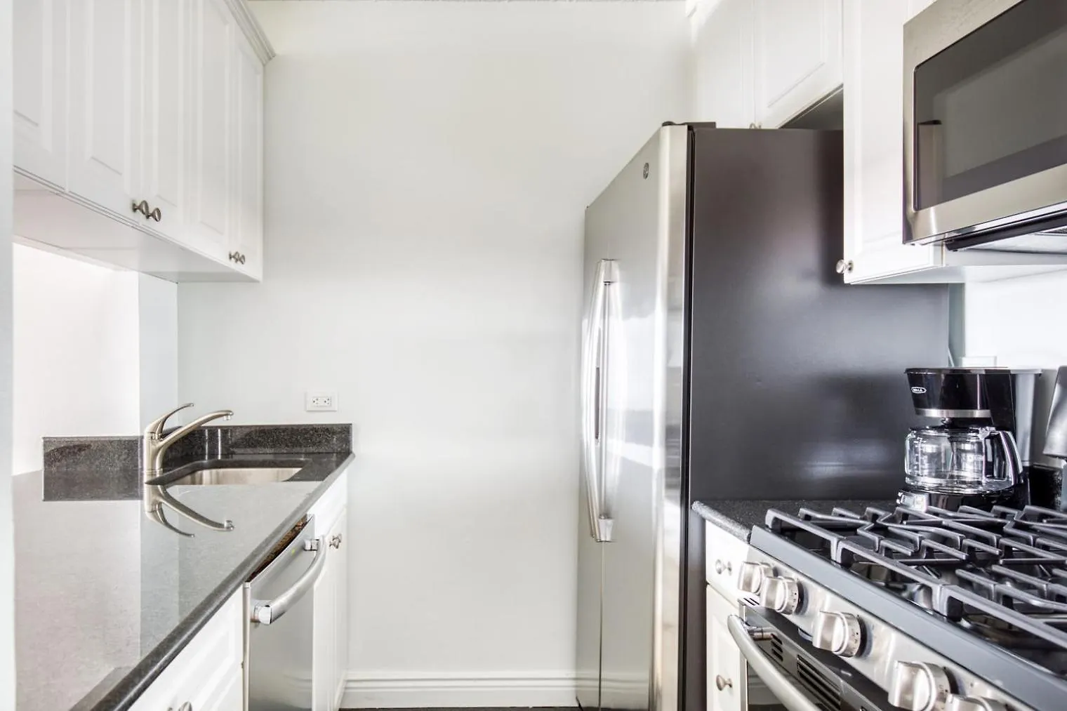 Ues 1Br W Gym Pool Doorman Elevator Nr Park Nyc-622 Apartment New York United States